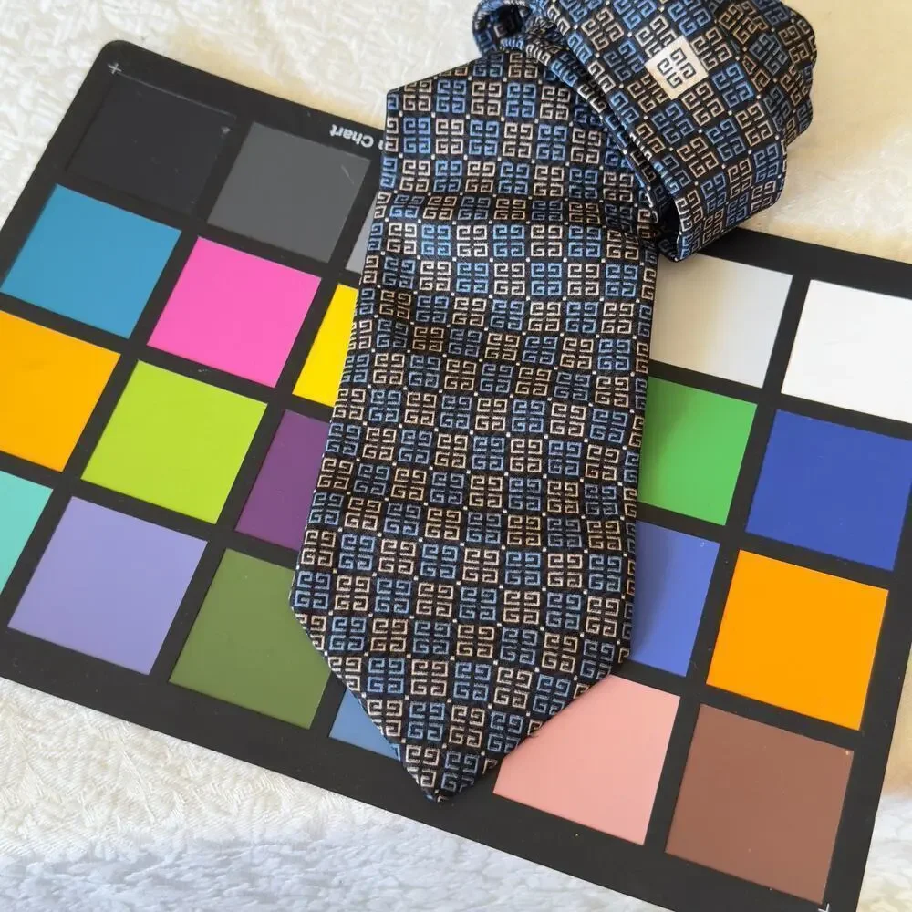 Givenchy Paris 4G 100% Silk Mens Tie Classic Hallmark Monogram Made in Italy